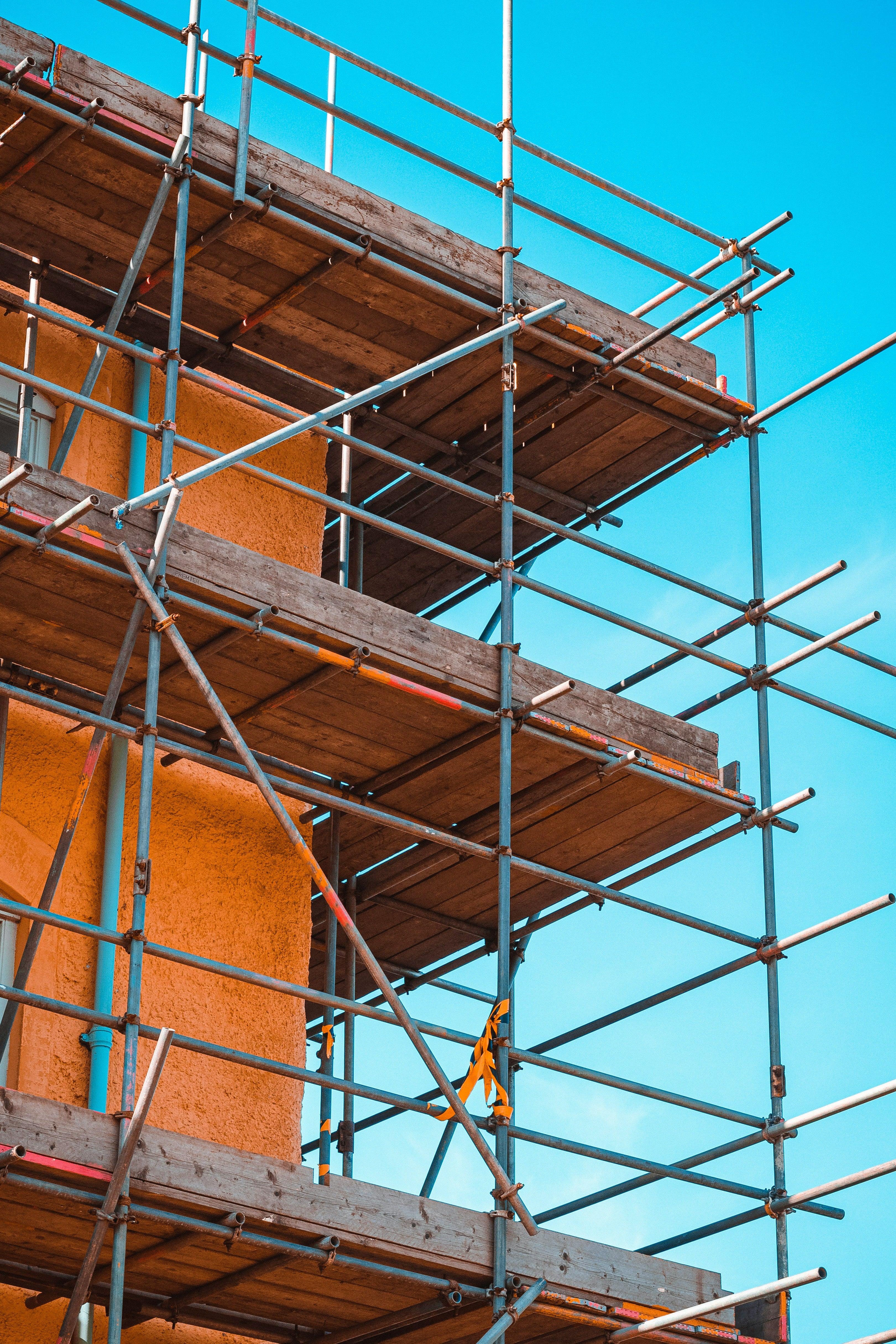 Scaffolding Leads in London: How to Get More Scaffolding Jobs | BuildAlert